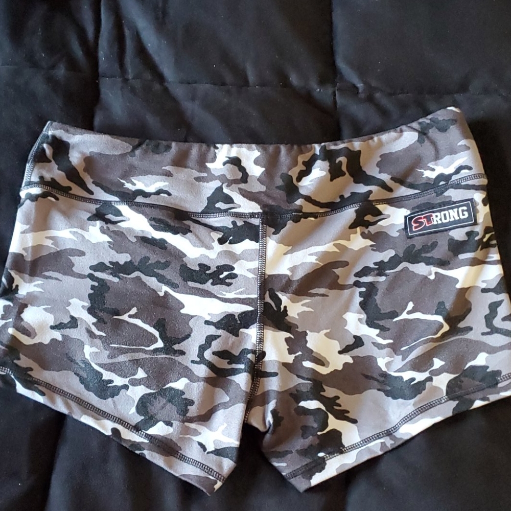 Fleo Grey Camo Shorts